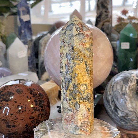 🔥SALE🔥 Crazy Lace Agate Crystal Tower! - Picture 4 of 5